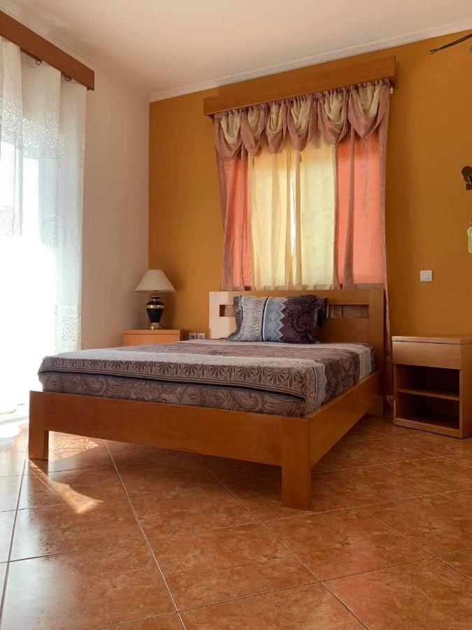 Belvedere Praia Luaran gambar